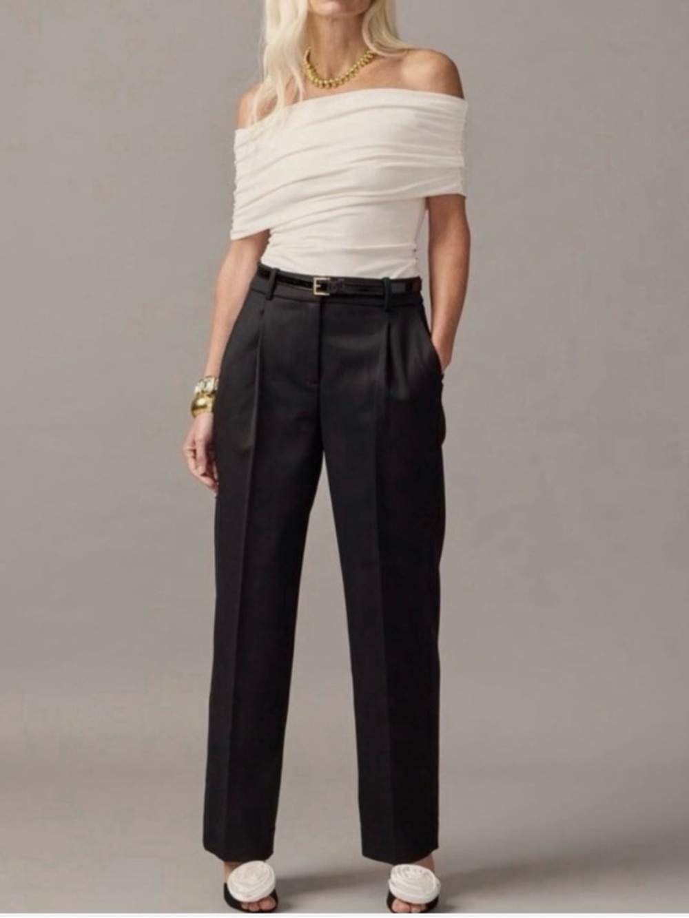 ✨J. Crew Collection✨ Straight-leg Essential Pant in Wool Blend - Size 16